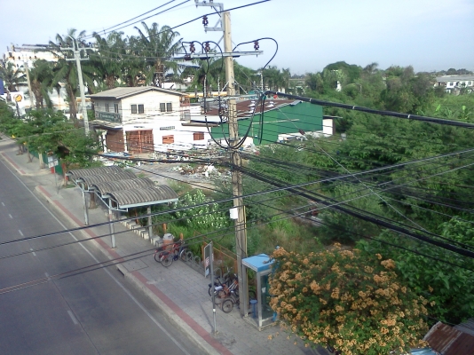 .ที่ดินสวยทำเลดีใกล้นิด้า 4800 ตารางวา12ไร่ตารางวาล่ะ70000ถนนเสรีไทย ที่ดินสวยทำเลดี