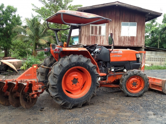 ขาย4508  DI    สวย สีเดิมๆ  พร้อมผาน 6*22 ตราช้าง ครับ