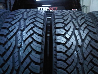 ยางใหม่ ปี 13 Continental ขนาด 265 - 70 R16 AT ราคาไม่แพง