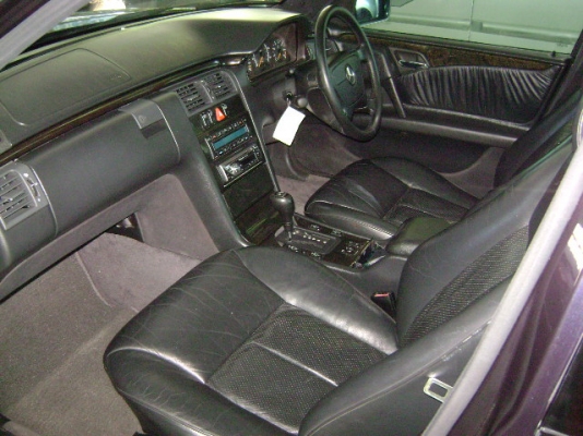 ขาย เบนซ์ e230 อาวังการ์ด w210 ราคาถูก