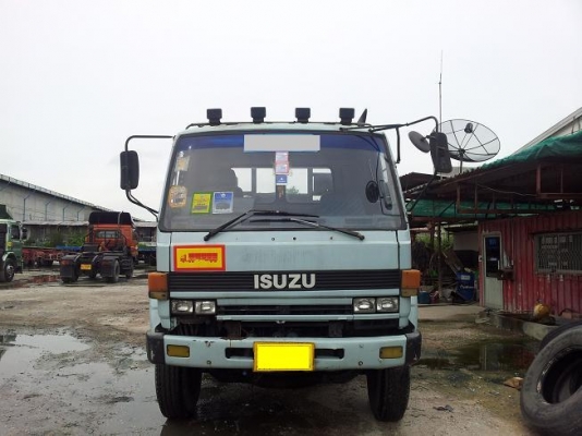 หัวลาก isuzu rocky ปี 37 เครื่อง 240   680,000.-