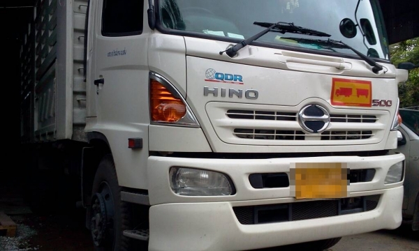 HINO MAGA ซีรี่ 500 รุ่น 251 หัวบางเดิม เครื่องเดิม คัซซีสวย HINO MAGA ซีรี่ 500 รุ่น 251 หัวบางเดิม เครื่องเดิม คัซซีสวย