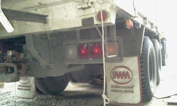 HINO MAGA ซีรี่ 500 รุ่น 251 หัวบางเดิม เครื่องเดิม คัซซีสวย HINO MAGA ซีรี่ 500 รุ่น 251 หัวบางเดิม เครื่องเดิม คัซซีสวย