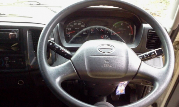 HINO MAGA ซีรี่ 500 รุ่น 251 หัวบางเดิม เครื่องเดิม คัซซีสวย HINO MAGA ซีรี่ 500 รุ่น 251 หัวบางเดิม เครื่องเดิม คัซซีสวย