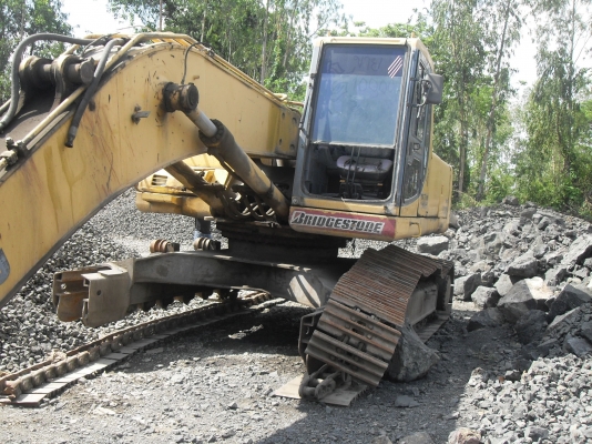 ขาย 2 คัน KOMATSU PC300-6 ขาย 2 คัน KOMATSU PC300-6