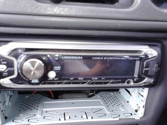 ขายเครื่องเสียงพร้อมจอ