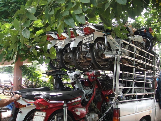 ขายฮอนด้าดรีม คุรุสภา สภาพสวยพร้อมใช้งาน (ทะเบียนพร้อมชุดโอน )