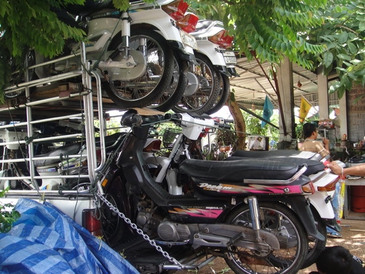 ขายฮอนด้าดรีม คุรุสภา สภาพสวยพร้อมใช้งาน (ทะเบียนพร้อมชุดโอน )