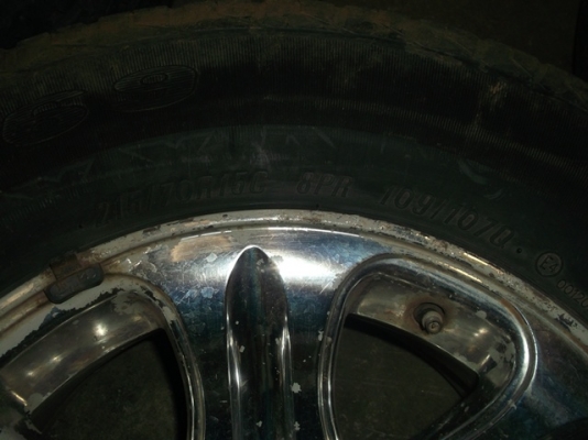 ขายล้อเเม็ก ชุบเงา 6 รูใส่ดัทสันช้าง[เหยียบได้เลยครับ ขายล้อเเม็ก ชุบเงา 6 รูใส่ดัทสันช้าง[เหยียบได้เลยครับ