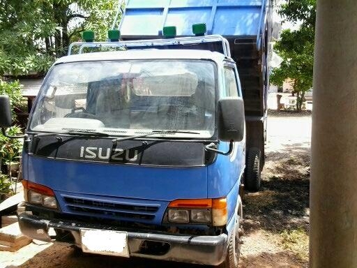 ขาย 6ล้อ ISUZU 130ดั๊มFหน้าFหลัง สภาพสวยพร้อมใช้ ติดต่อได้ที่คุณ อ๊อฟ พิจิตร 086-737-9991