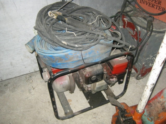 เครื่องมือ ไฟฟ้า และอุปกรณ์ด้านช่าง