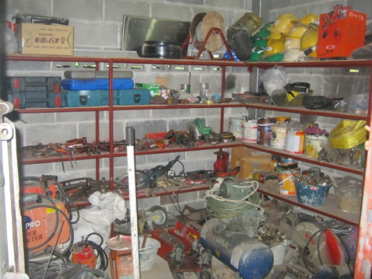 เครื่องมือ ไฟฟ้า และอุปกรณ์ด้านช่าง