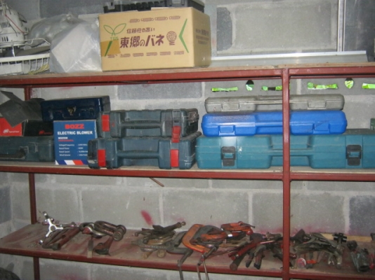 เครื่องมือ ไฟฟ้า และอุปกรณ์ด้านช่าง