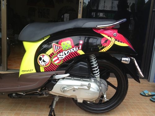 HONDA SCOOPY Iสวยแกะกล่องสภาพป้ายแดงวิ่งน้อยรถปี2012