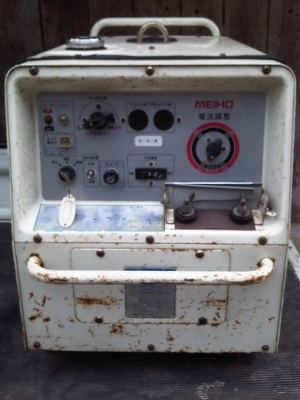 MEIHO เครื่องปั่นไฟ+ตู้เชื่อม 2IN1