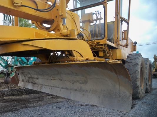 รถเกรด KOMATSU