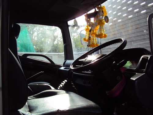 ขายHINO 150แรงม้า ปี2003 กระบะบรรทุกมีข้างเสริม ยาว4.3เมตร