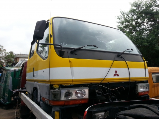 ขายด่วน หัวเก๋งมิตซู แคนเตอร์115  หัวกว้าง  4  ประตู