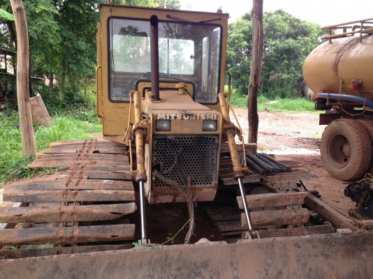 ขายแทรคเตอร์