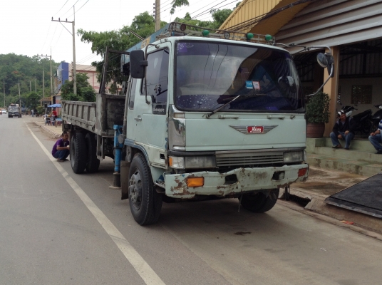 HINO ไฮเทค FG194B เครื่องHO7C เทอร์โบ เพาเวอร์ เบรกจิ๊ฟฟี่ พร้อมเครน 5 เหลี่ยม TADANO SUPER Z300 ยางดี สภาพพร้อมใช้ขายตามสภาพ. 740,000 HINO ไฮเทค FG194B เครื่องHO7C เทอร์โบ เพาเวอร์ เบรกจิ๊ฟฟี่ พร้อมเครน 5 เหลี่ยม TADANO SUPER Z300 ยางดี สภาพพร้อมใช้ขายตามสภาพ. 740,000