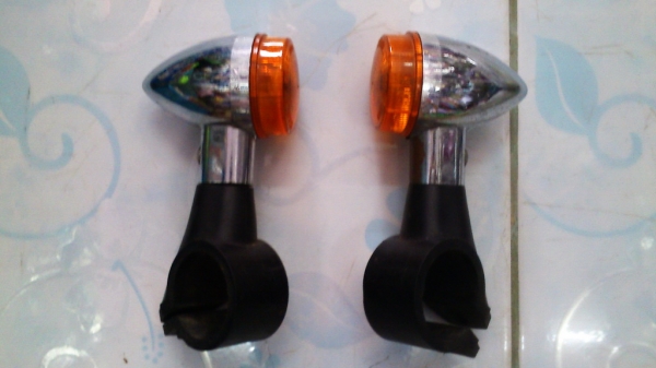 ขายเหมาอะไหล่ถูกๆถังsteedเบาะshadow750ไฟเลี้ยว