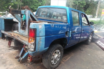 ขายรถยก4ประตูบิ๊กเอ็ม75000บ