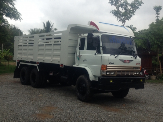 Hino sumo FM 226