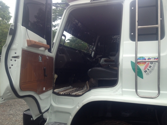 Hino sumo FM 226