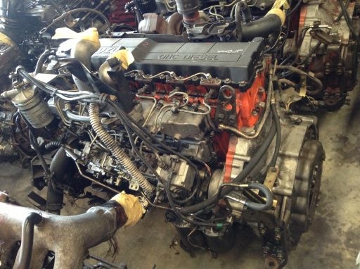 เครื่องยนต์ 6HE1 TURBO 6สูบ 260แรง