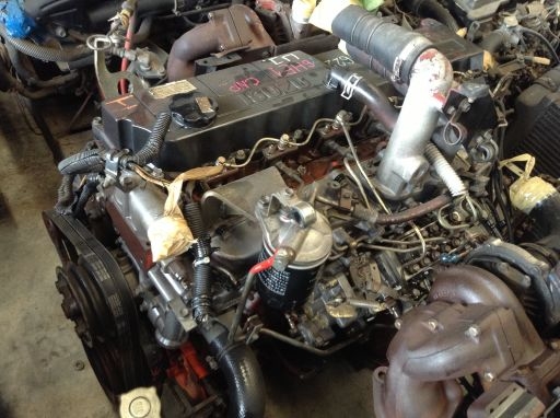 เครื่องยนต์ 6HE1 TURBO 6สูบ 260แรง