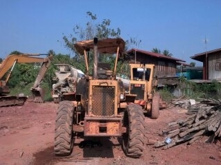 ขายด่วนรถตักล้อยาง CAT 910 พร้อมใช้ มีอินวอย โทร 088-4501277 ตลอด 24 ชม.