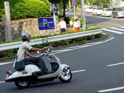 ขาย Honda Joker ประกอปใหม่ เครื่องดี สตาร์ทติดง่ายครับผม  รถพร้อมใช้ เครื่อง 50cc. มีสตาร์ทมือ ระบบไฟติดครบ ขี่เล่นได้เลยครับ