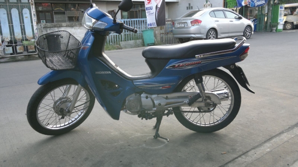Honda dream 125 สตาร์ทมือ 19500 บาท