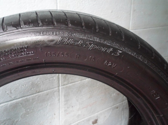 ขายยาง185/55/15"(4เส้น =2,500บ.)MICHELIN.Pilot3(2710)
