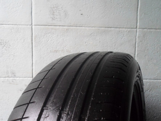 ขายยาง185/55/15"(4เส้น =2,500บ.)MICHELIN.Pilot3(2710)