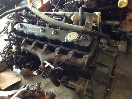 เครื่องยนต์ 6BG1 6สูบ 185แรง