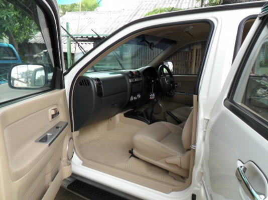ขายด่วน ISUZU, 3.0 i-TEQ HI-LANDER Super PLATINUM NAVI ปี 2010 ขายด่วน ISUZU, 3.0 i-TEQ HI-LANDER Super PLATINUM NAVI ปี 2010