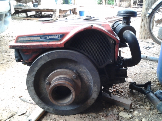 ขายเครื่องคูโบต้า14แรงสองสูบ 14500 บาท