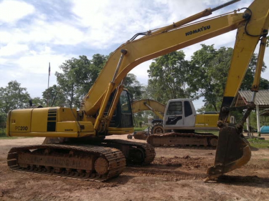 ขายรถแบคโฮ KOMATSU PC-200-6 ช่วงล้างเต็ม ใช้งานได้เร็ว เครื่อง ปั้มแรง ราคาคุยกันได้