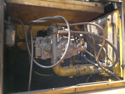 ขายรถแบคโฮ KOMATSU PC-200-6 ช่วงล้างเต็ม ใช้งานได้เร็ว เครื่อง ปั้มแรง ราคาคุยกันได้