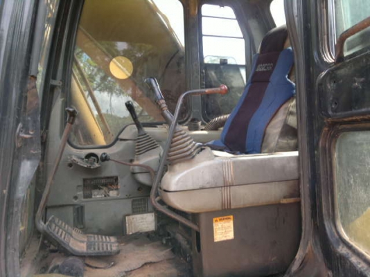 ขายรถแบคโฮ KOMATSU PC-200-6 ช่วงล้างเต็ม ใช้งานได้เร็ว เครื่อง ปั้มแรง ราคาคุยกันได้