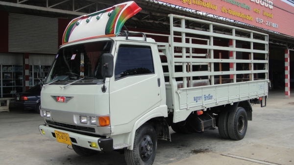 HINO ฃุปเปอร์เสี่ย เครื่อง117 ดาวน์45000ผ่อน10300/48เดิอน