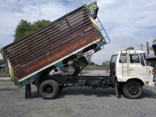 ้HINO KL340 ดั้มพืชผลทางการเกษตร