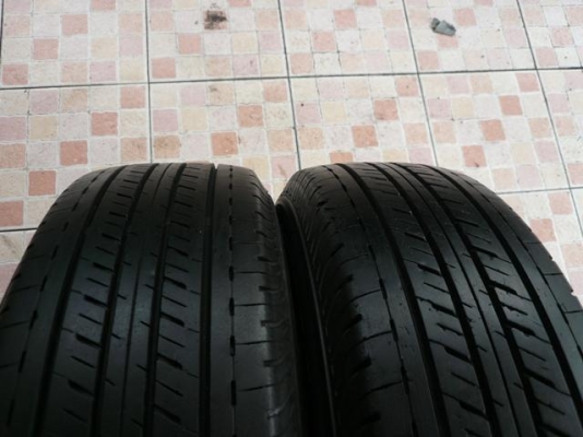 ขายยาง BRIDGESTONE DURAVIS R611 215-70-15 ปี10+11 (1ชุด)