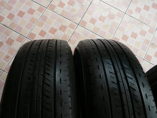 ขายยาง BRIDGESTONE DURAVIS R611 215-70-15 ปี10+11 (1ชุด)