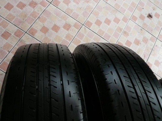 ขายยาง BRIDGESTONE DURAVIS R611 215-70-15 ปี4811 (1ชุด)