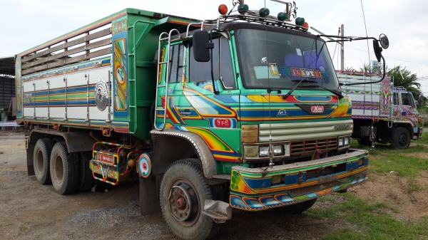 ขายรถHINOสองเพลาช่วงล่างZMเครืองP11Cเกียร์ฟูเรอร์มีระบบลากจูง