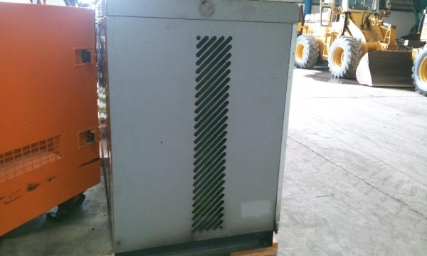 SMS37D-56 # 251SA00121: เครื่องอัดลม มอเตอร์ไฟฟ้า 37 กิโลวัตต์ by กุ้ง:TOS:081-3062283