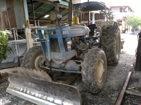 ขาย รถไถ FORD 6610  4WD