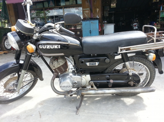 พี่ฝากขาย susuki125  ทะเบียนสักคัน20,000